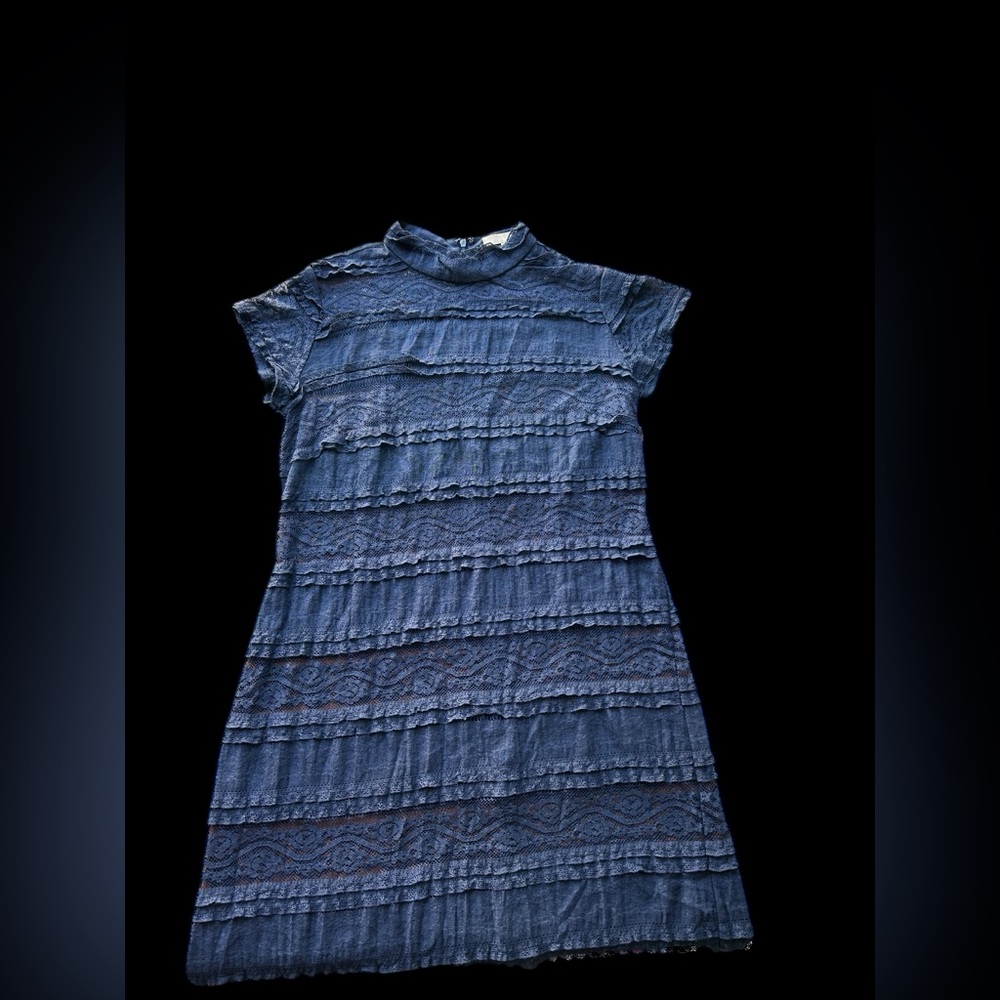 ✨Navy Blue lace mini dress with ruffles and lace details✨